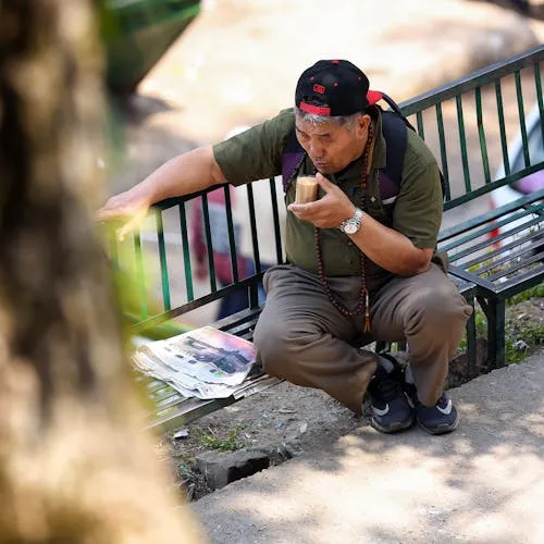 Hoang Van E